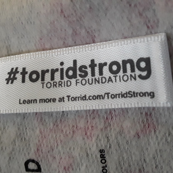 Torrid Roses Sweatshirt - Picture 15 of 16